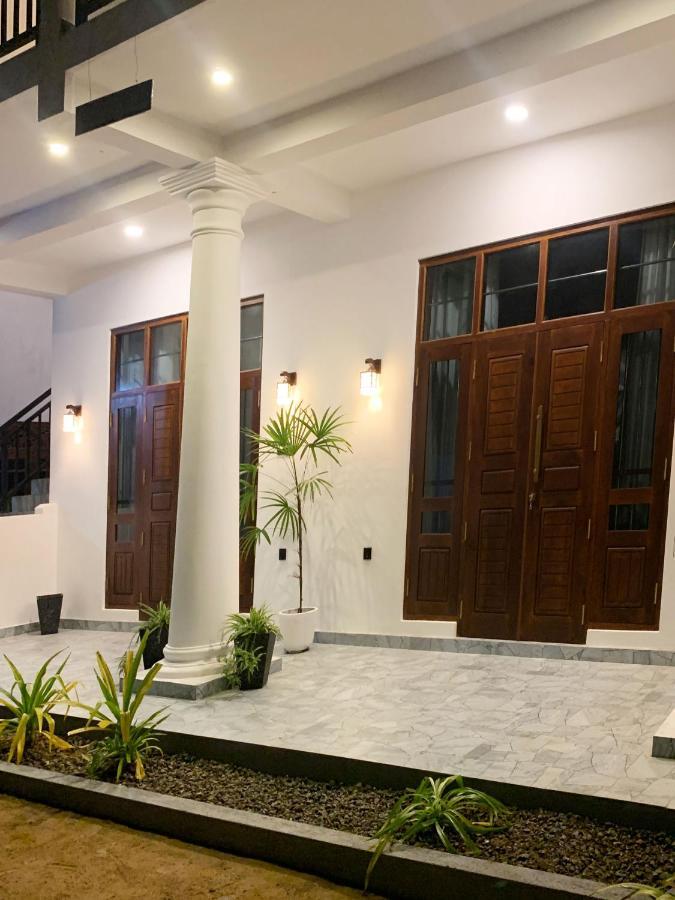 Golden Wave Hotel Ahangama Exterior foto